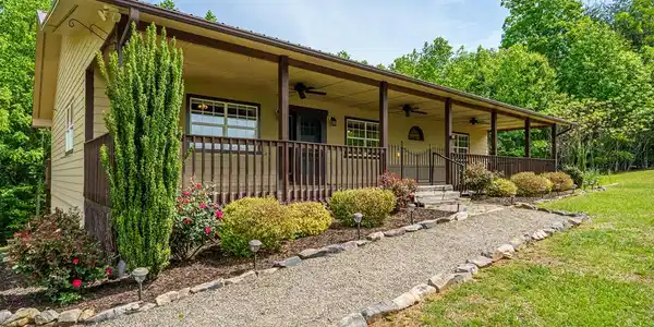 971 White Oak Drive