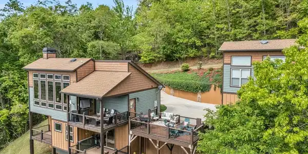 210 Highland Trace