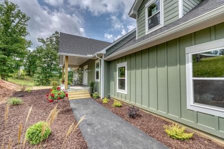 120 Hogue Way