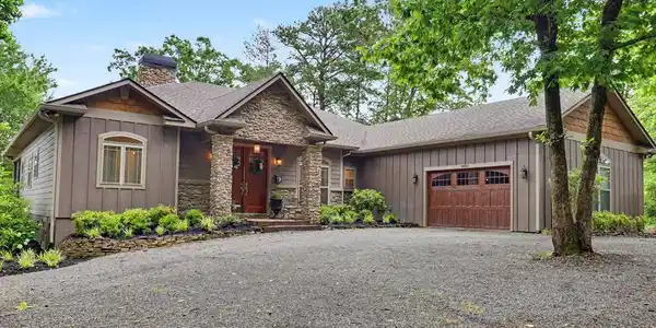 1680 Stonecrest Circle