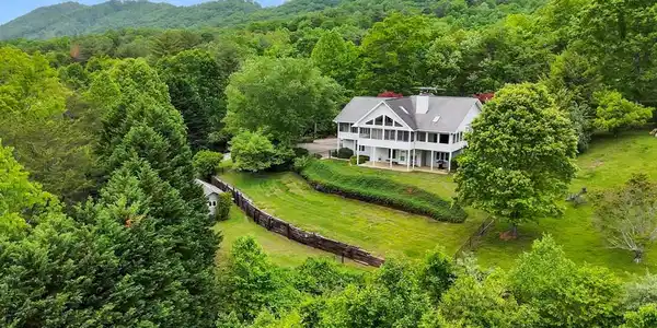 498 Old Dyer Road