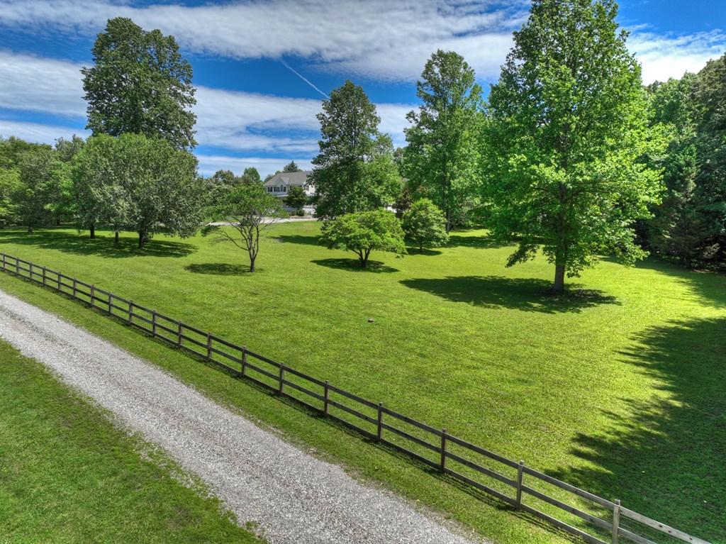 Image 3: Fenced