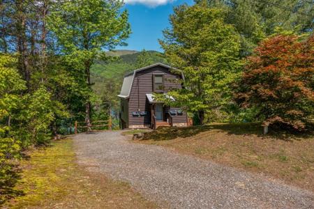 115 Lakeview Drive