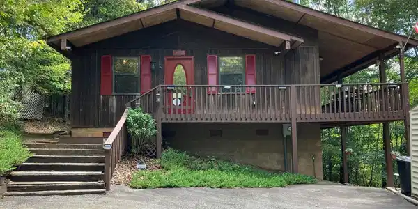 70 Lovers Leap Drive