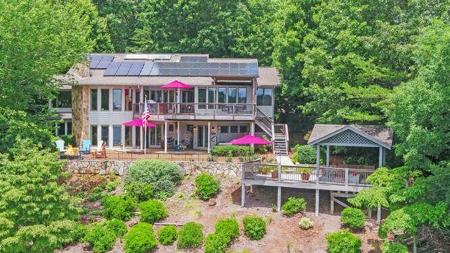212 Windjammer Drive