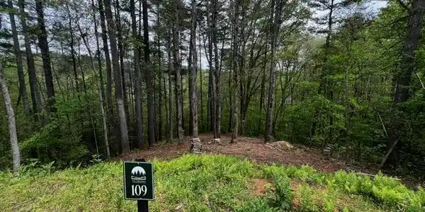 109R Red Oak Trail