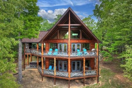 560 Endless View Road