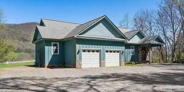 4720 Arrowhead Road