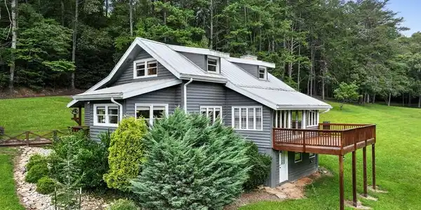 167 Halls Hidden Cove