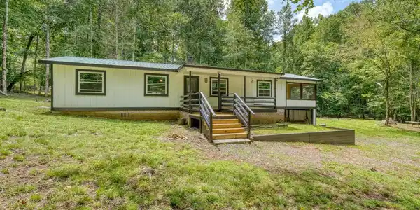 4348 White Oak Drive
