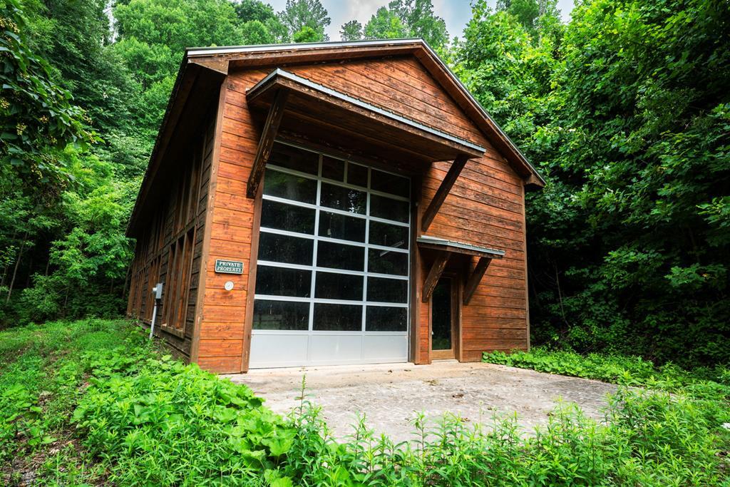 Image 1: Main View