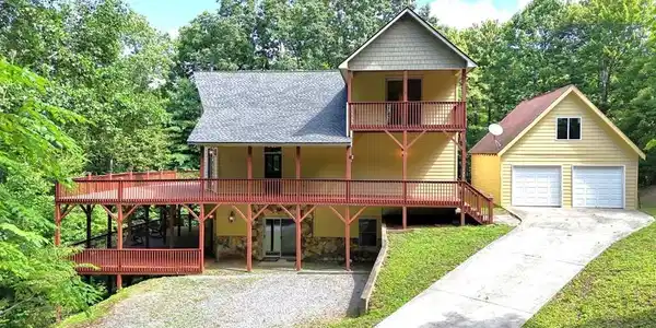 235 Oak Ridge Estates