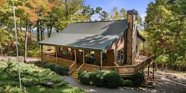 1655 Mangums Trail