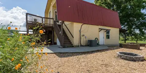242 Deer Way