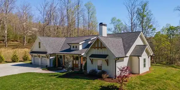 47 Meadow Brooke Court