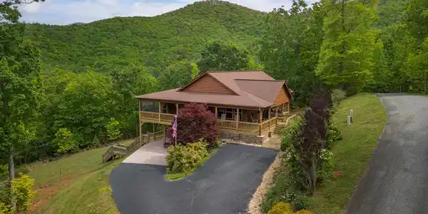 693 Knights Gap