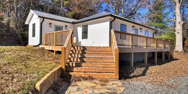 1144 Blue Ridge Drive