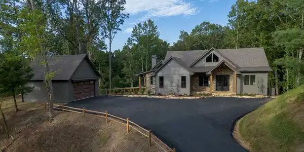 750 Settlers Ridge