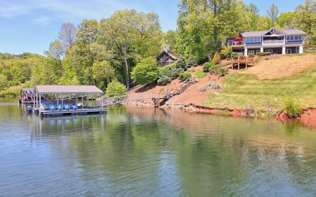 1652 Stonecrest Circle