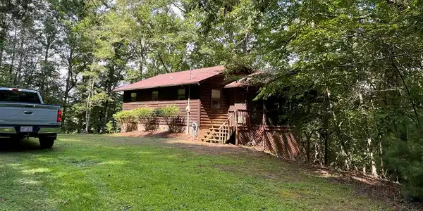 823 Crisp Road