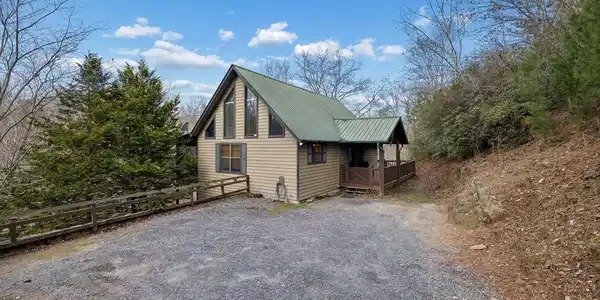 101 Moonshine Mountain Road