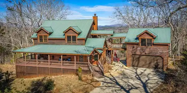 31 Hope Drive
