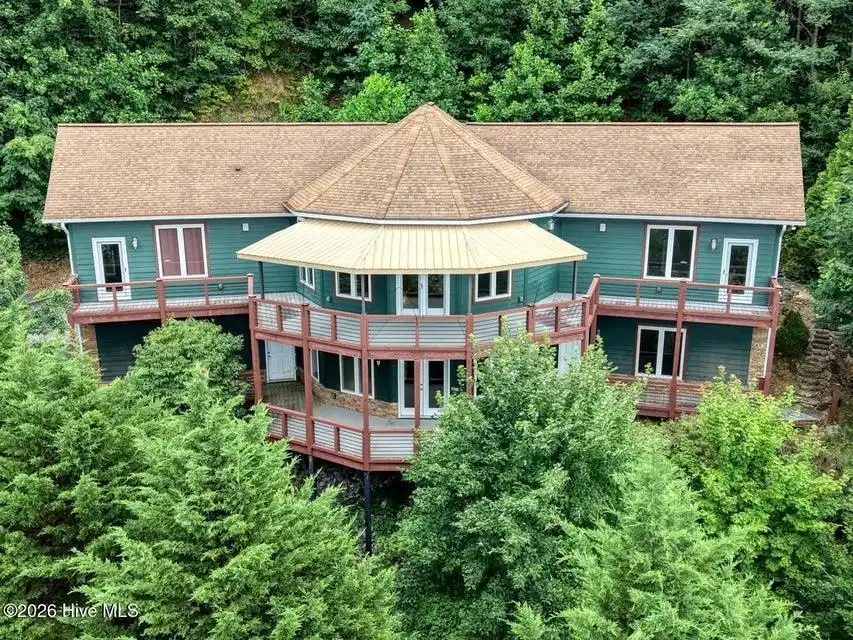 Image 1: Main View