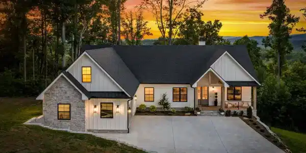 228 Winding Ridge