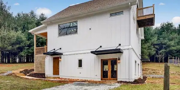 1772 River Road