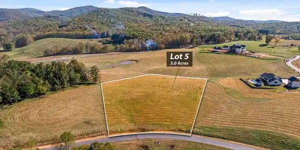 Lot 5 Bravo Way