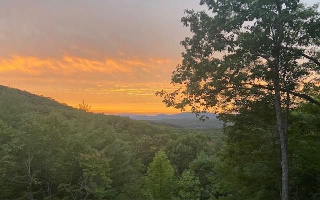 Image 2: Beautiful Views in Brasstown