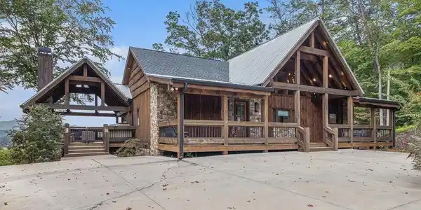 142 Mountain Trace