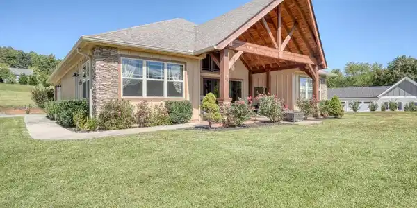 85 Minstead Ridge