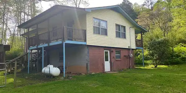 2141 Qualla Road