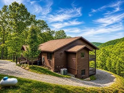 445 Tranquil Cove
