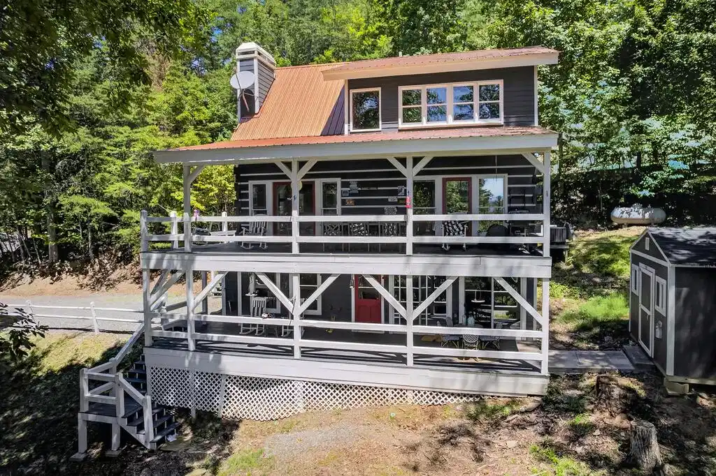 Image 1: Main View