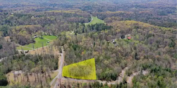 LOT16 Grizzle Circle