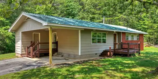 281 Pantertown Circle