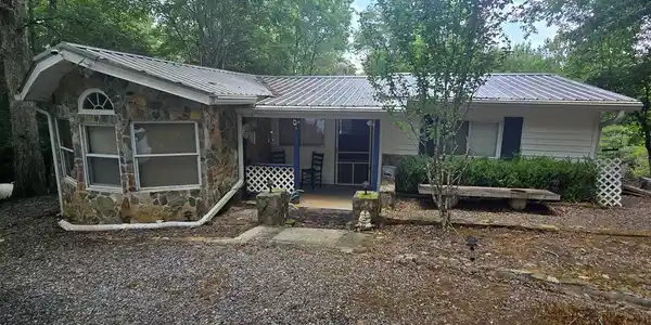 64 Green Oak Road