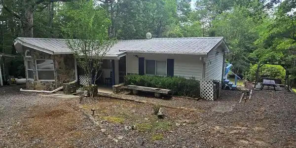 Image 2: Furnished Home with Metal Roof & Circular Drive, Metal Roof installed approximately June 2016