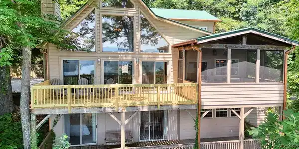 385 Dogwood Drive
