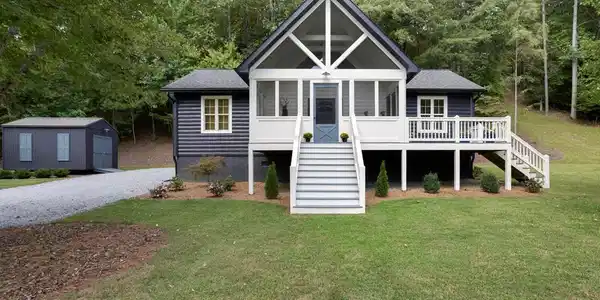 243 Riversound Village