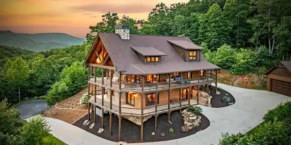 400 Cloudland Trace