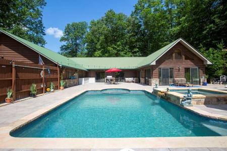 787 Sawyer Cove Road