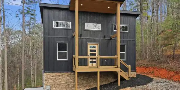 890 Joliet Drive