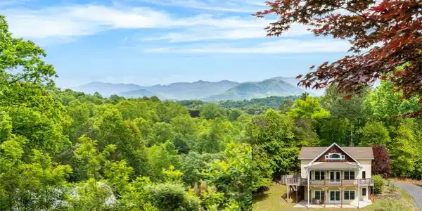 105 Sharons Valley Drive