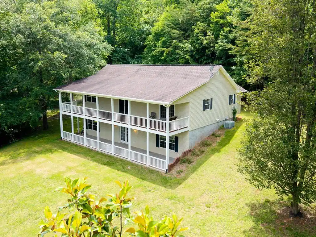 Image 1: Main View
