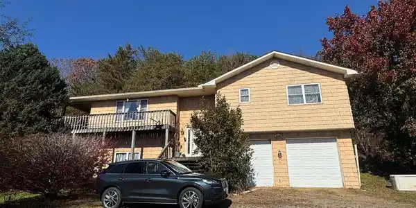 33 Teaks Drive