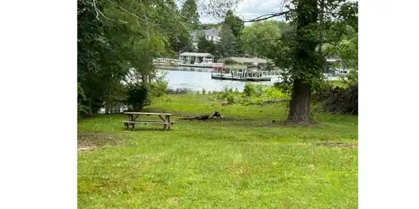 Image 3: Additional View