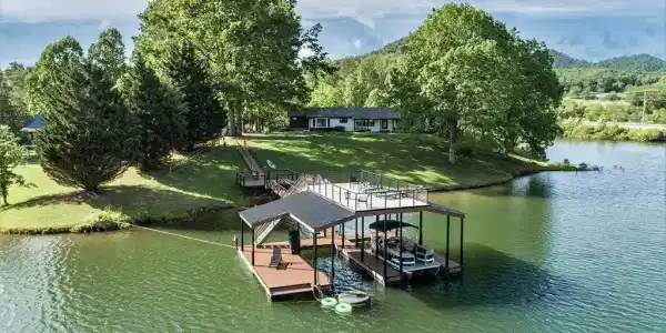 834 Lower Bell Creek Road